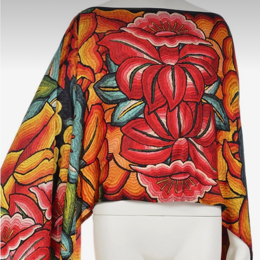 ISO Pineda Covalin pieces in this Istmo pattern!